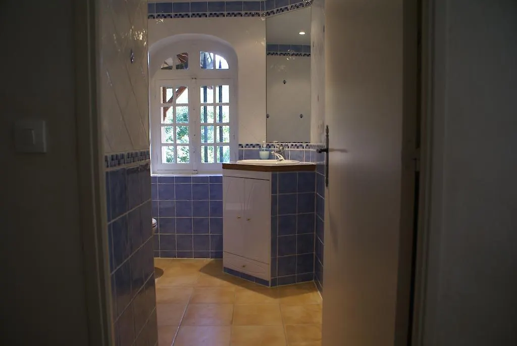 ***  Chateau De Ronziere Bed & Breakfast Saint-Forgeux France